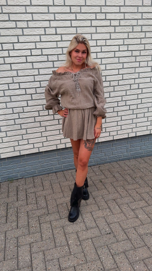 Off shoulder dress taupe